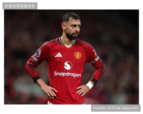 B费以场均3.9次关键传球的数据成为葡萄牙中场绝对核心，其转移球精度将决定球队边路进攻的战术宽度
